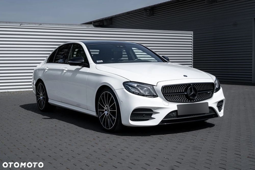 Mercedes-Benz Klasa E 220 d 4-Matic 9G-TRONIC - 1