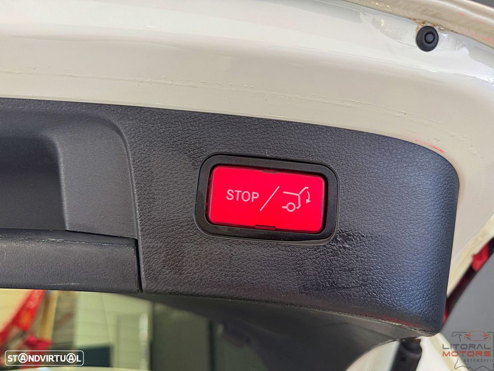 Mercedes-Benz GLA 220 CDI 4Matic 7G-DCT AMG Line - 12