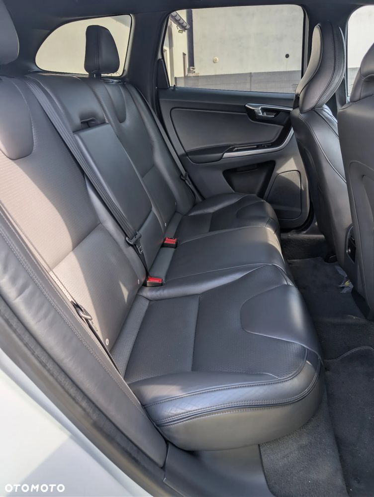 Volvo XC 60 - 11
