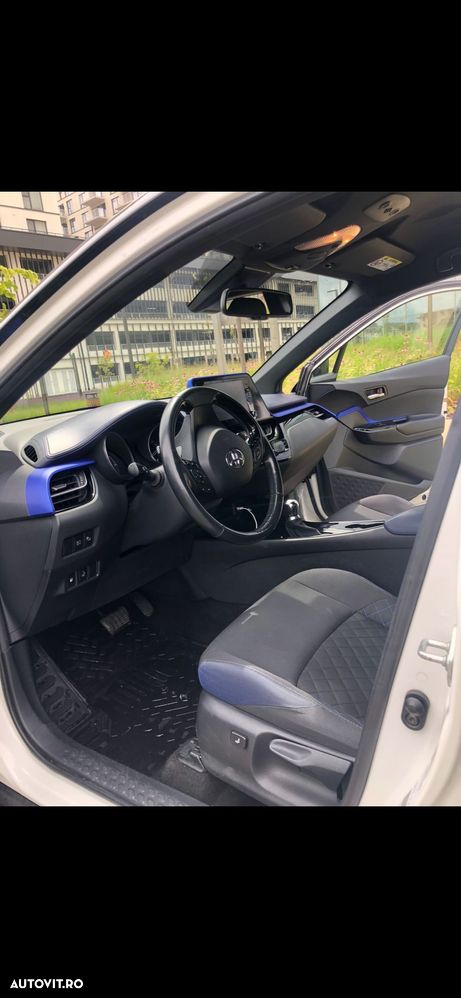 Toyota C-HR 2.0 HSD 184 CP 4x2 CVT C-ult Style bi-tone - 9