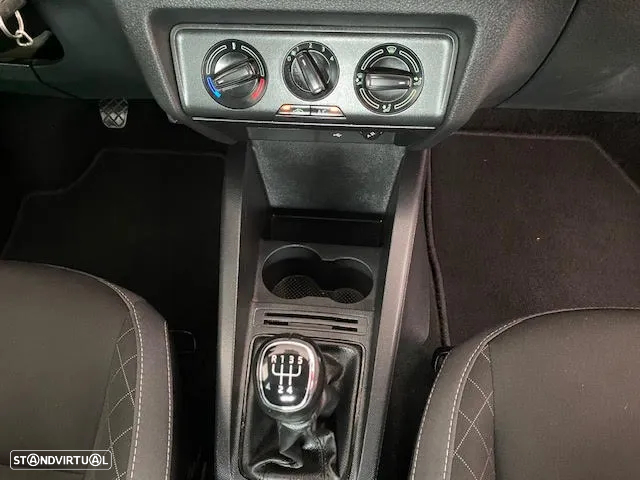 Skoda Fabia 1.0 TSI Ambition - 10