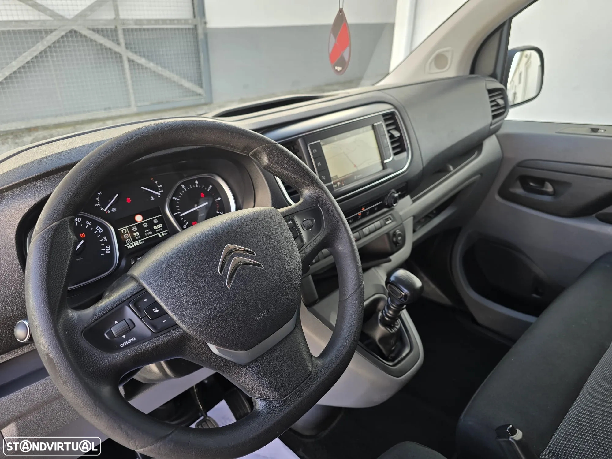 Citroën Jumpy 1.6 BlueHDi XL - 17