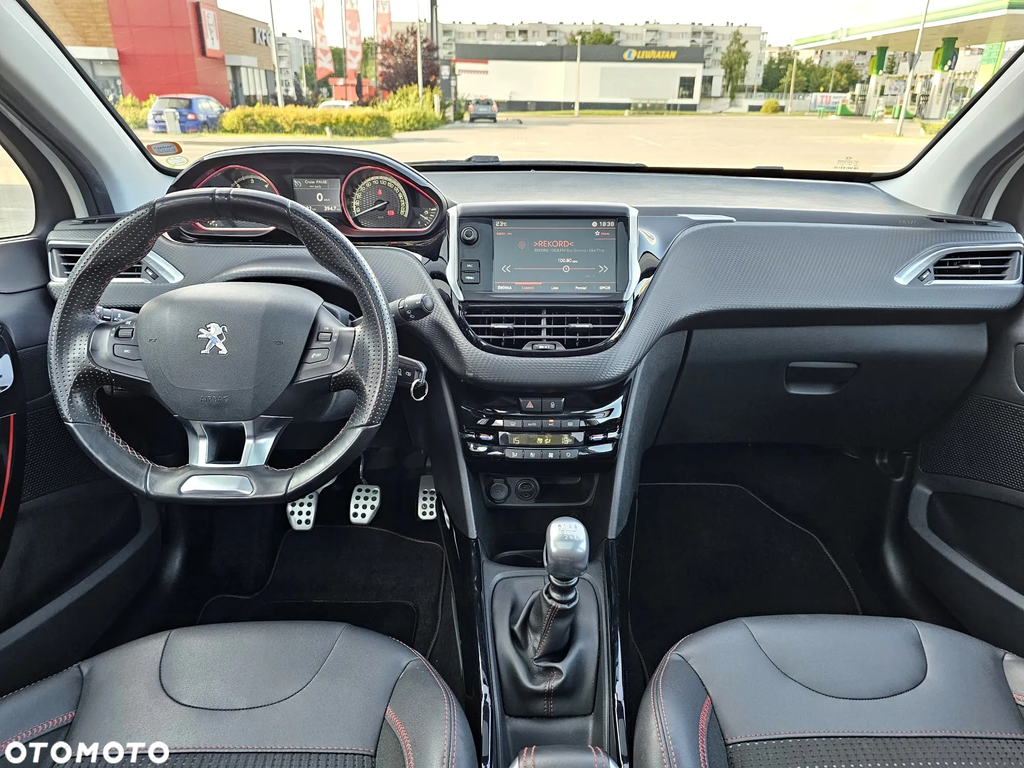 Peugeot 2008 BlueHDi FAP 120 STOP & START GT-Line Edition - 25