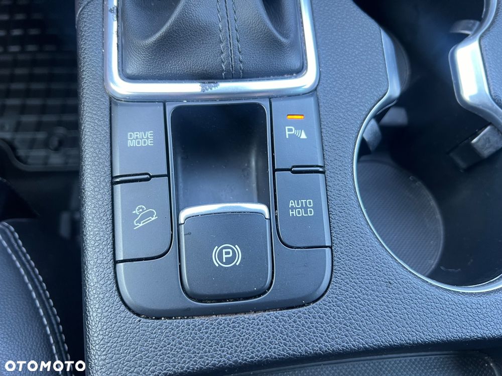 Kia Sportage 1.6 CRDI L Business Line 2WD DCT - 24