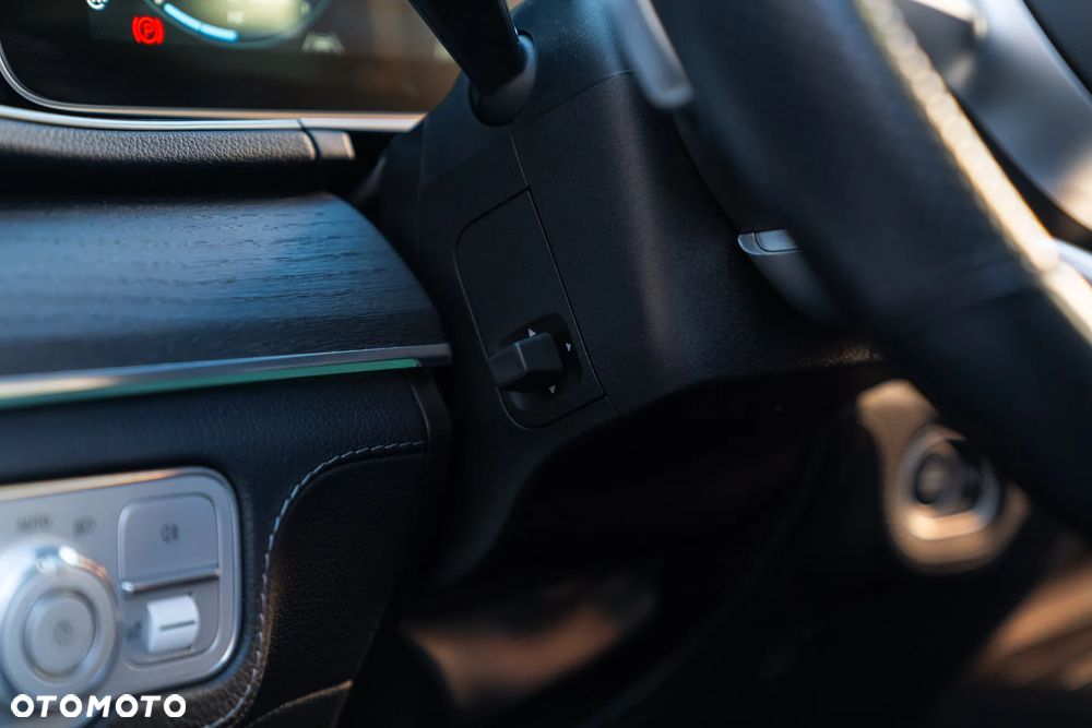 Mercedes-Benz GLS - 20