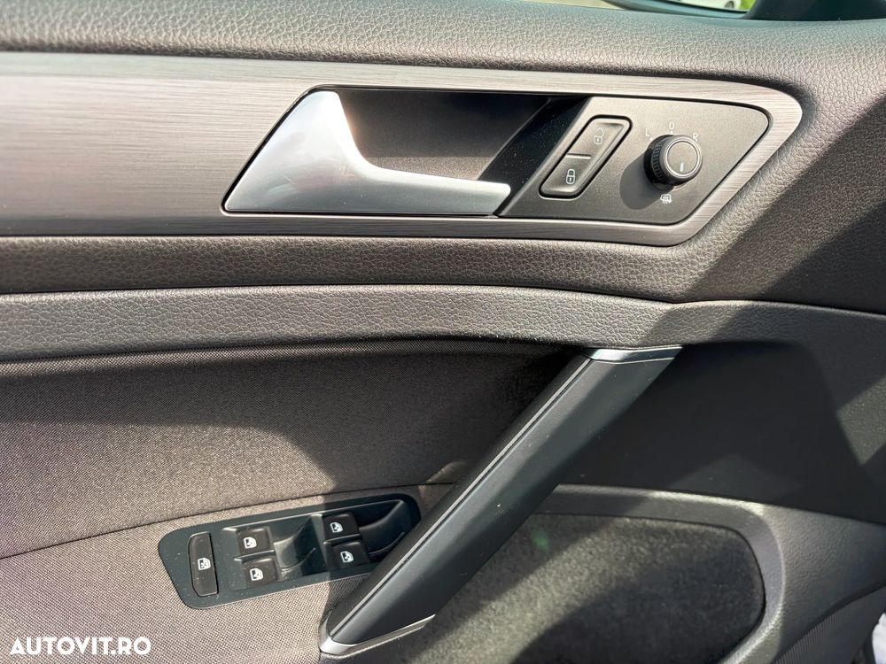 Volkswagen Golf 1.0 TSI Comfortline - 13