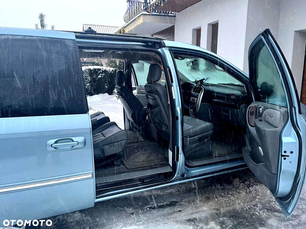 Chrysler Grand Voyager - 10