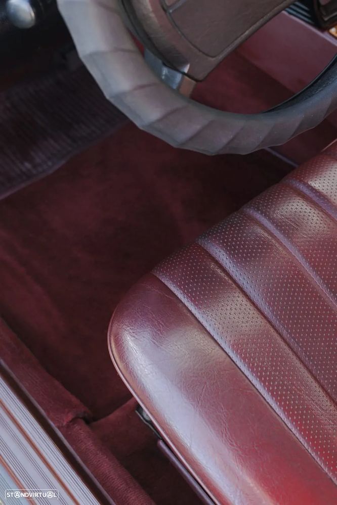 Mercedes-Benz W201 (1982-1993) 190 D 2.5 - 11