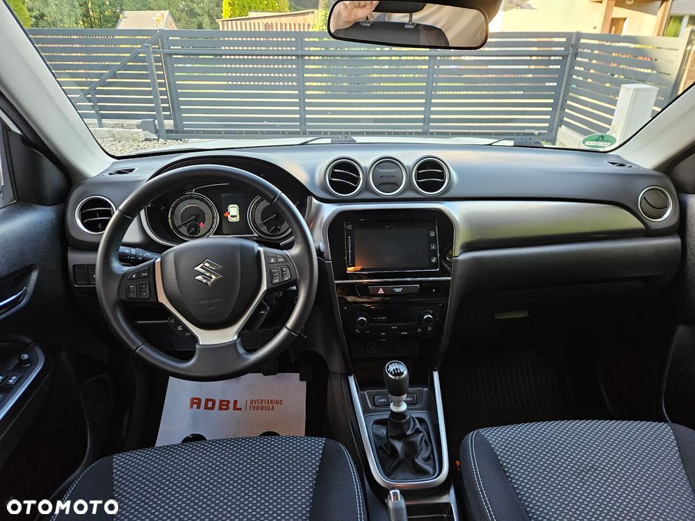 Suzuki Vitara 1.4 Boosterjet mHEV Premium Plus 2WD - 18