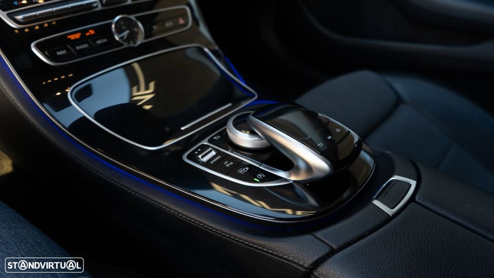 Mercedes-Benz E 220 d 9G-TRONIC Avantgarde - 29
