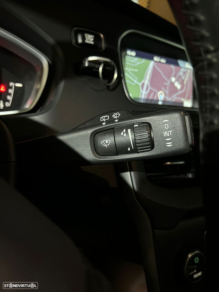 Volvo V40 D2 Powershift - 16