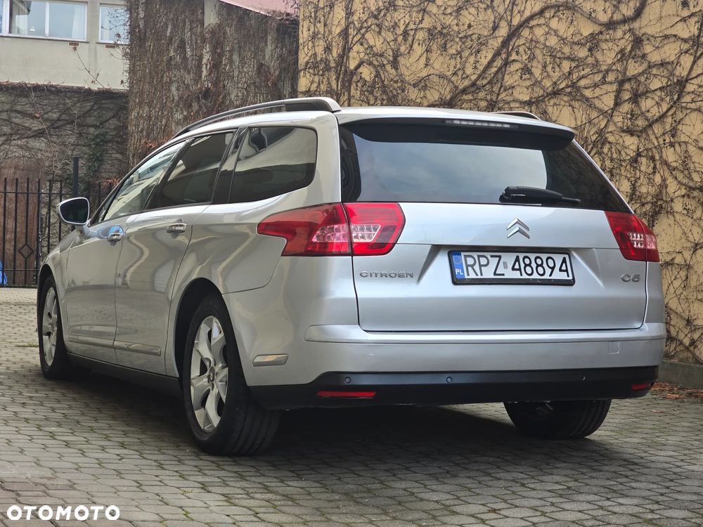 Citroën C5 HDi 135 FAP Confort - 6