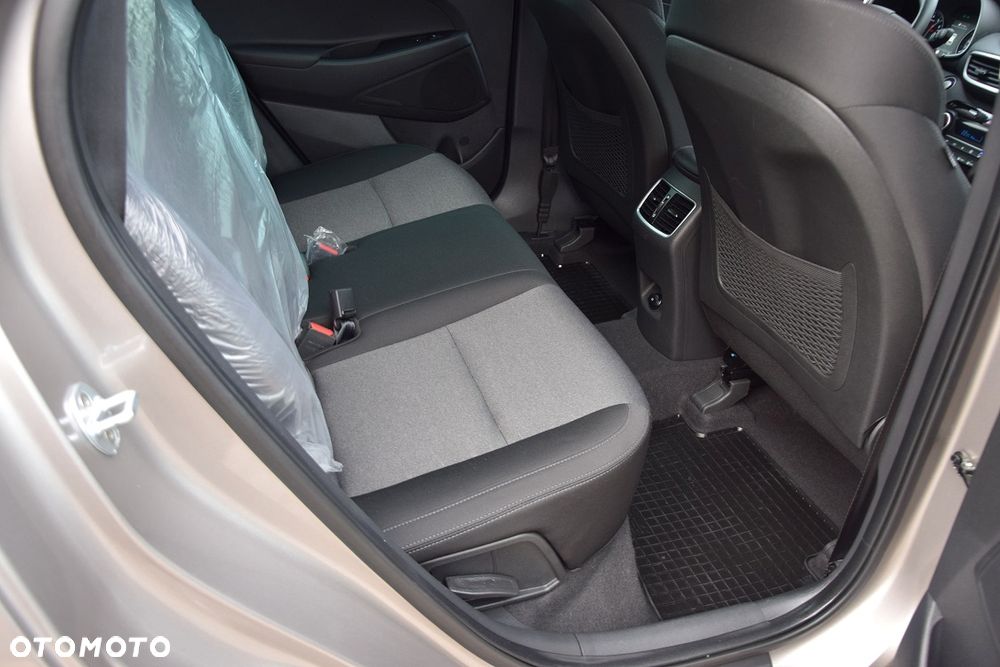 Hyundai Tucson 1.6 GDI BlueDrive Style 2WD - 8