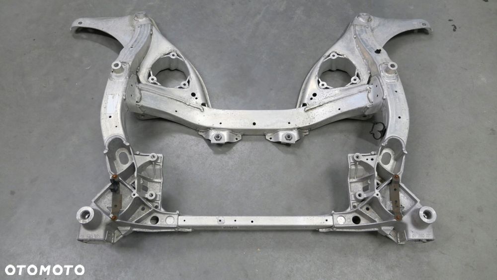 bmw m5 f10 m6 f12 f13 f06 sanki przednie kołyska 2283903 - 1