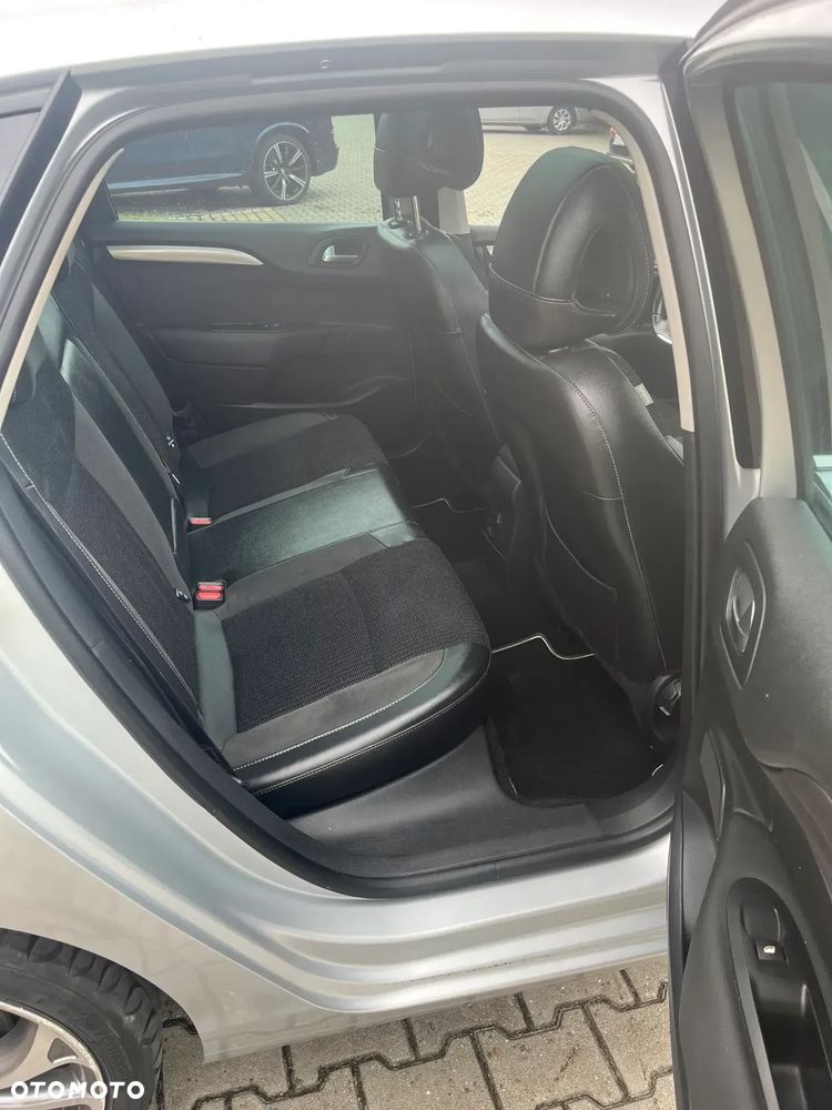 Citroën C4 PureTech 130 Stop & Start EAT6 Selection - 20