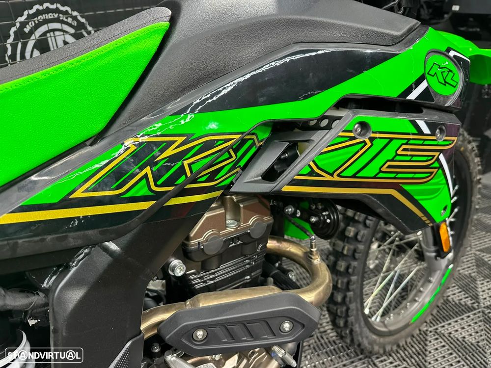 KL KXE 125 ENDURO - 5