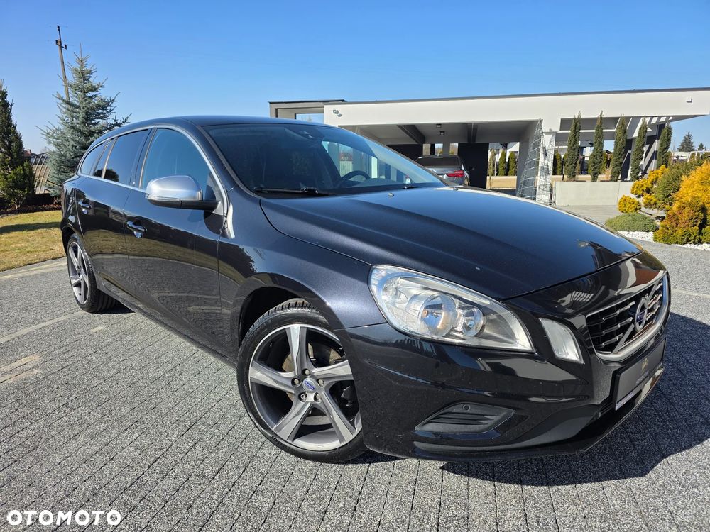 Volvo V60 D3 Geartronic Summum - 4