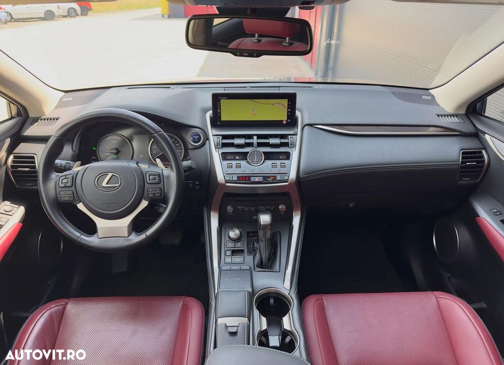 Lexus Seria NX 300h E-FOUR Luxury Line - 25