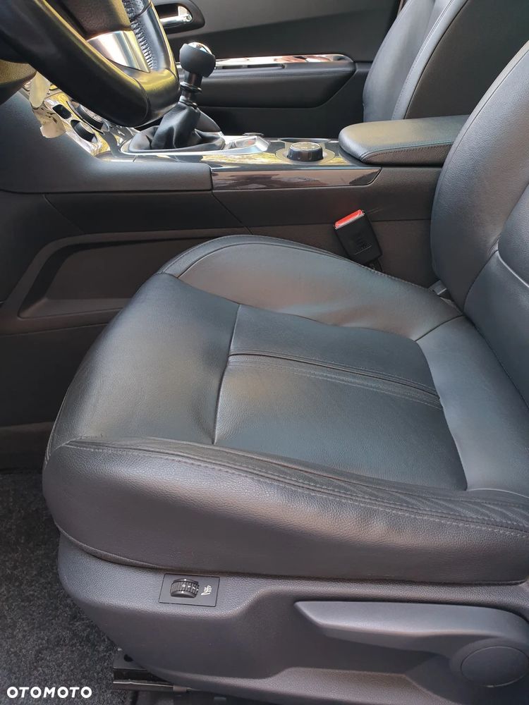 Peugeot 3008 HDi 150 Allure - 24