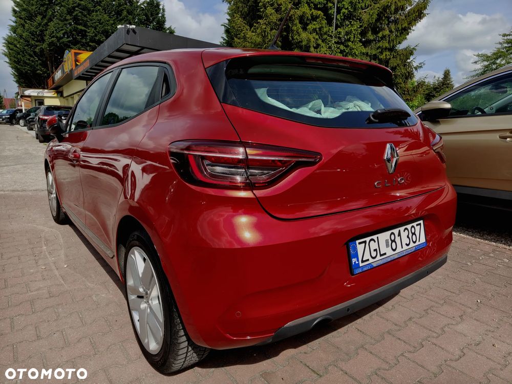 Renault Clio - 6