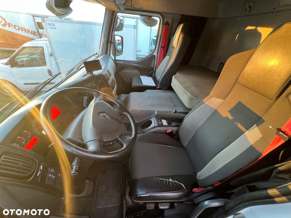 Renault D26 Termo King T1200R (160) - 18