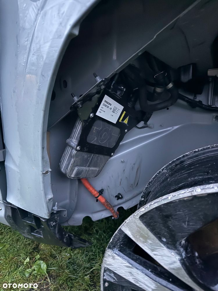 Volvo XC 60 T6 Plug-In Hybrid AWD Core - 10