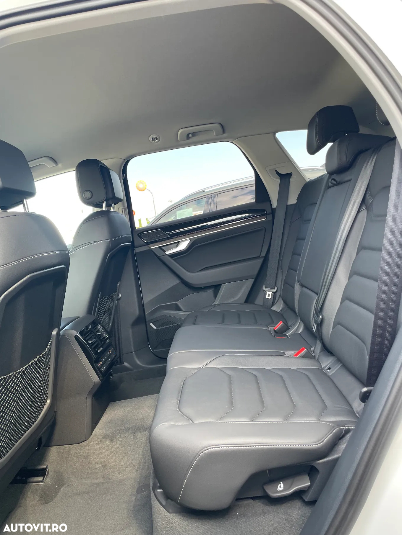 Volkswagen Touareg V6 TDI Elegance - 30