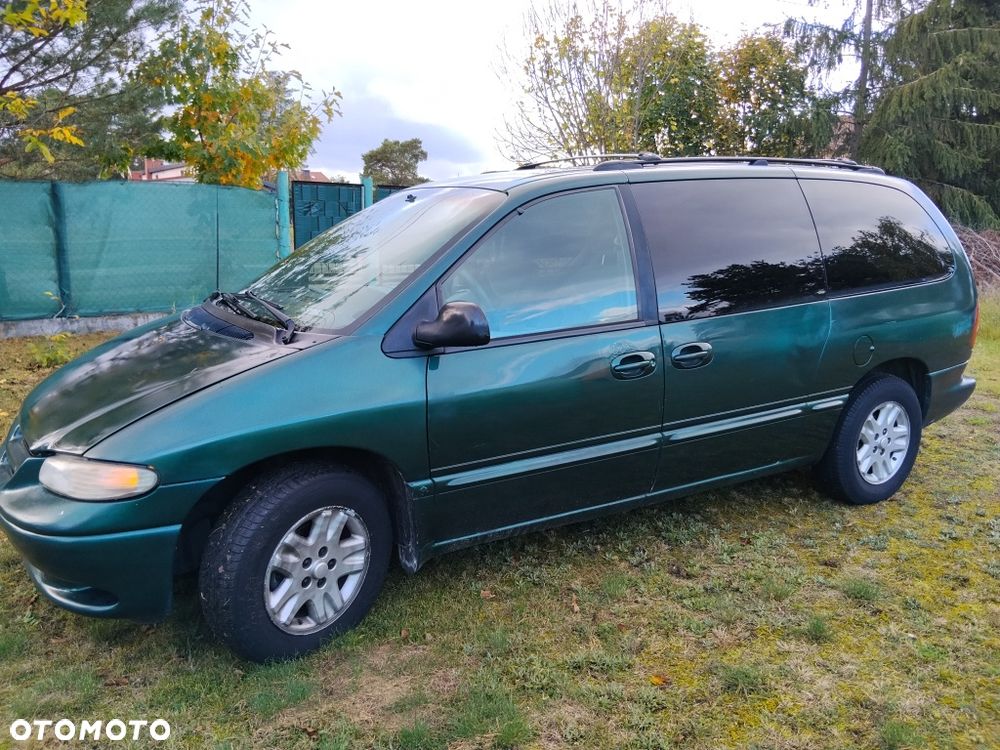 Dodge Grand Caravan 1996 photo 3