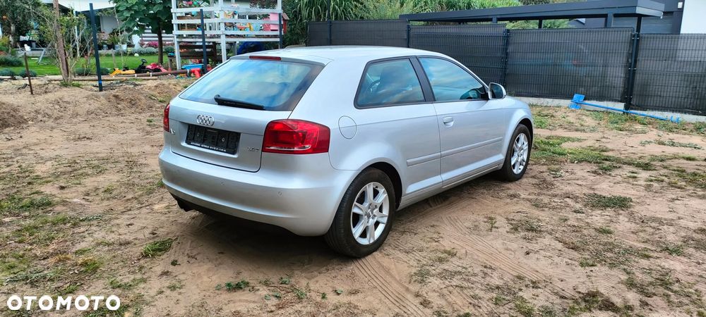 Audi A3 3-drzwiowe 1.4T FSI Attraction - 3