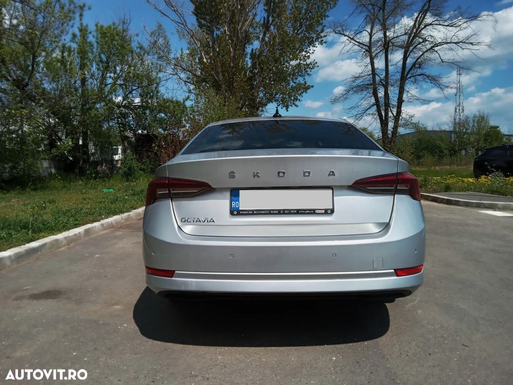 Skoda Octavia 2.0 TDI Ambition - 11