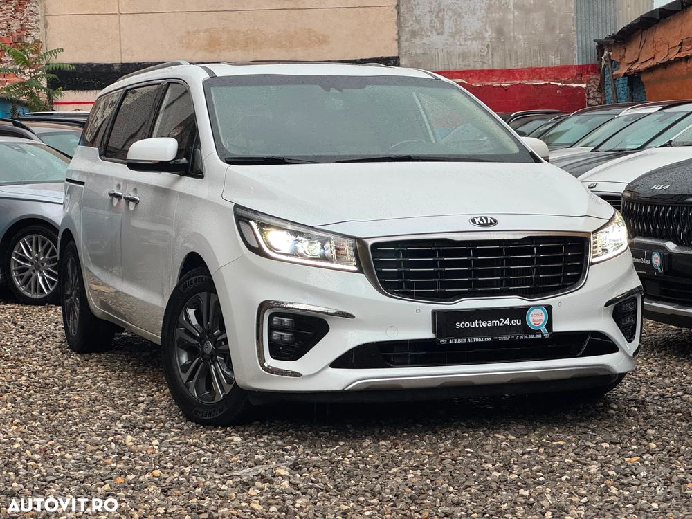 Kia Carnival - 4