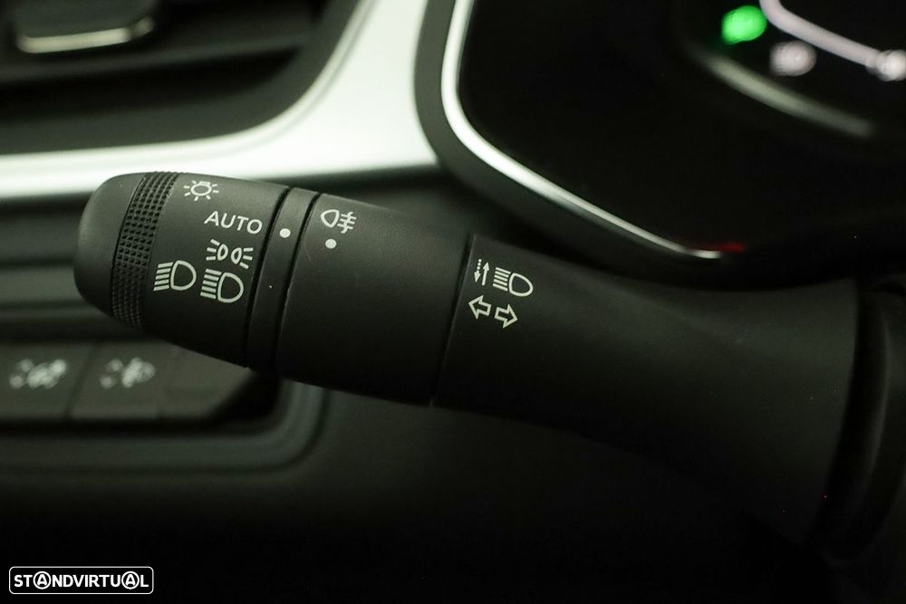 Renault Captur 1.0 TCe Techno Bi-Fuel - 17