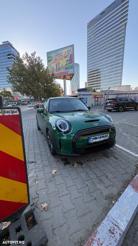 Mini Cooper SE Standard - 2