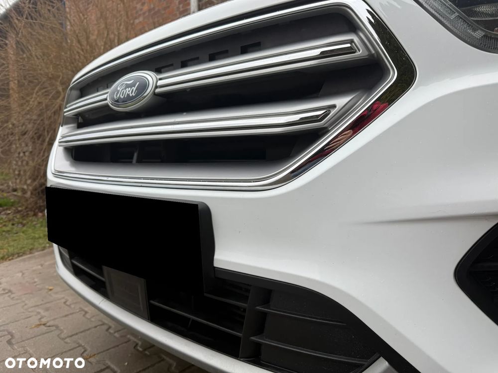 Ford Kuga 2.0 TDCi 4x2 Titanium - 18