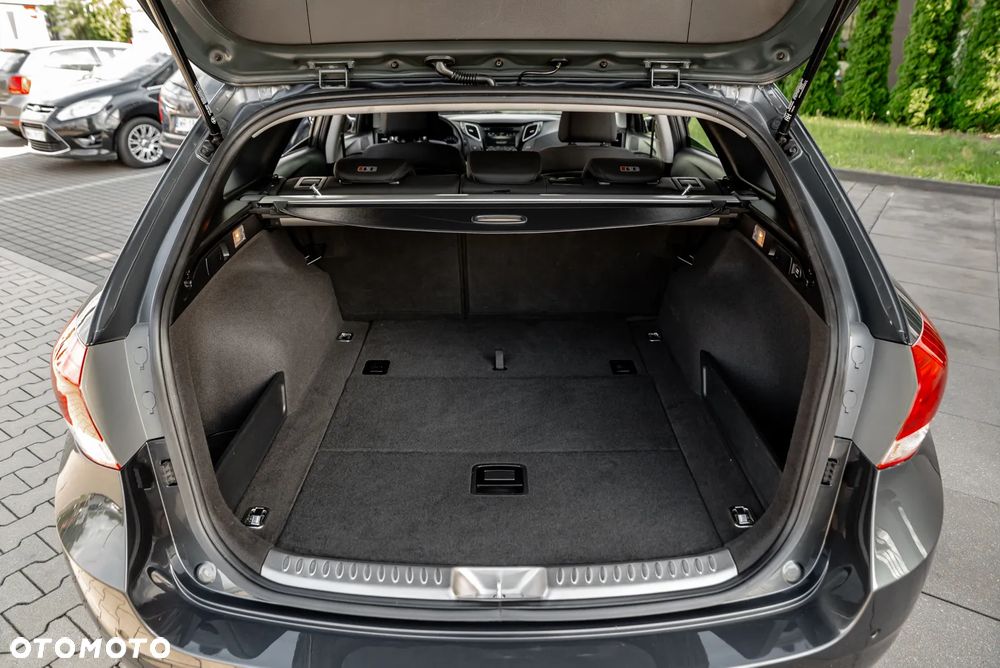 Hyundai i40 Kombi 1.7 CRDi DCT Premium - 15