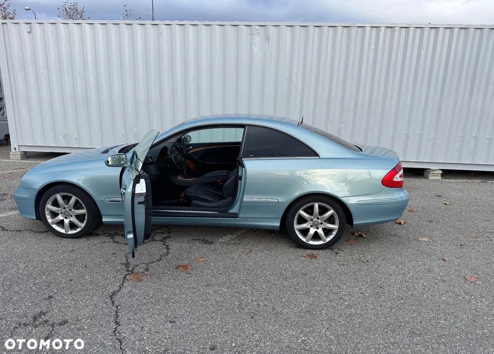 Mercedes-Benz CLK - 3