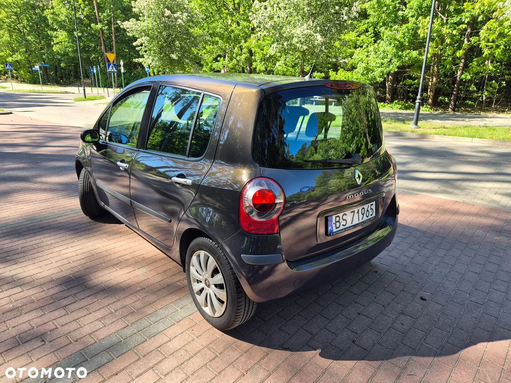 Renault Modus - 13