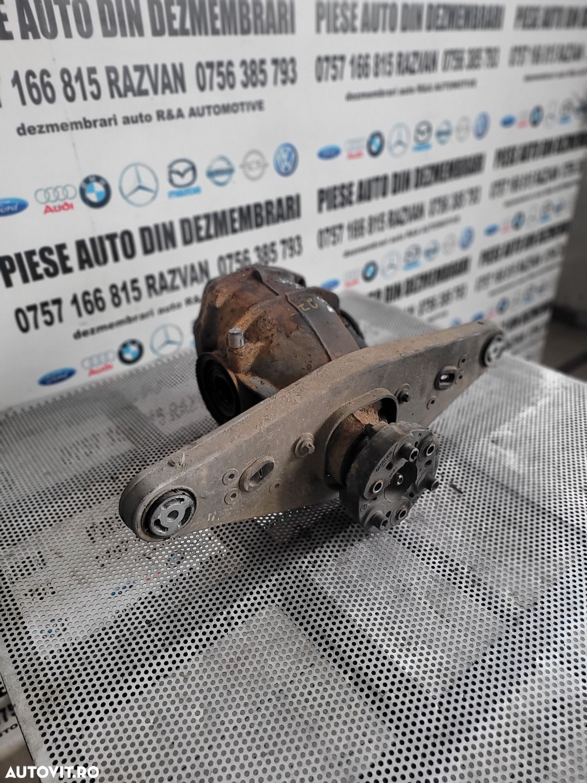 Grup Diferential Spate Mercedes E Class W211 Cod A2803510508 Raport 2.82 Dezmembrez Mercedes E Class W211 2.7 Cdi Automat Cod Motor 612 Volan Stanga Xenon - 1