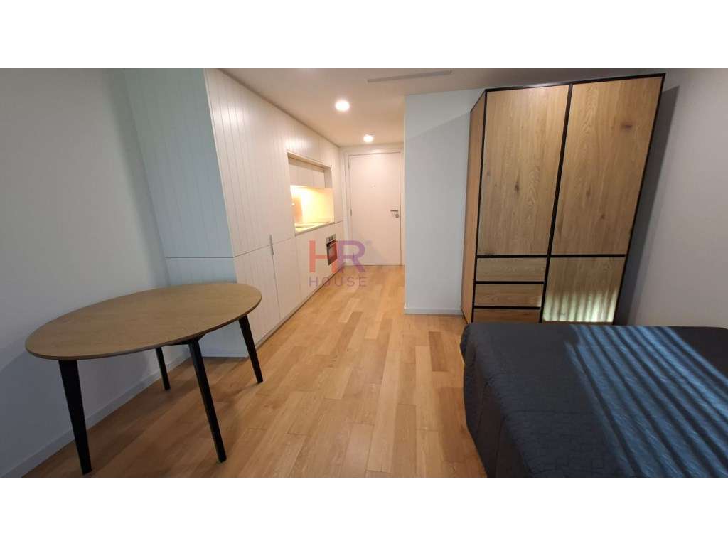 Descubra a sua nova vida em Coimbra, um refúgio moderno e acolhedor... - Grande imagem: 3/17