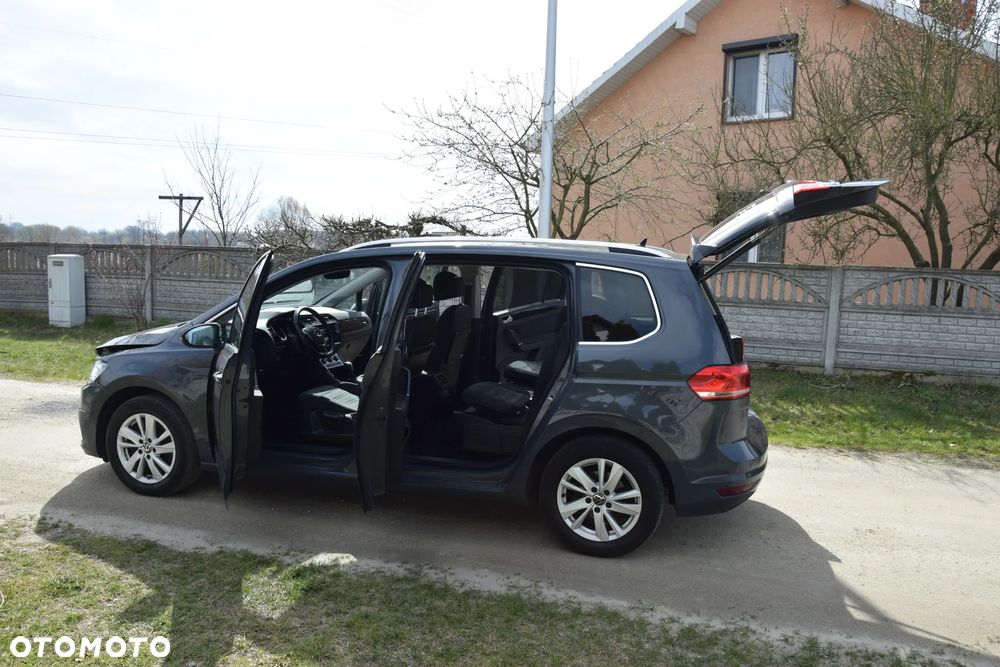 Volkswagen Touran 1.5 TSI ACT OPF DSG Highline - 23