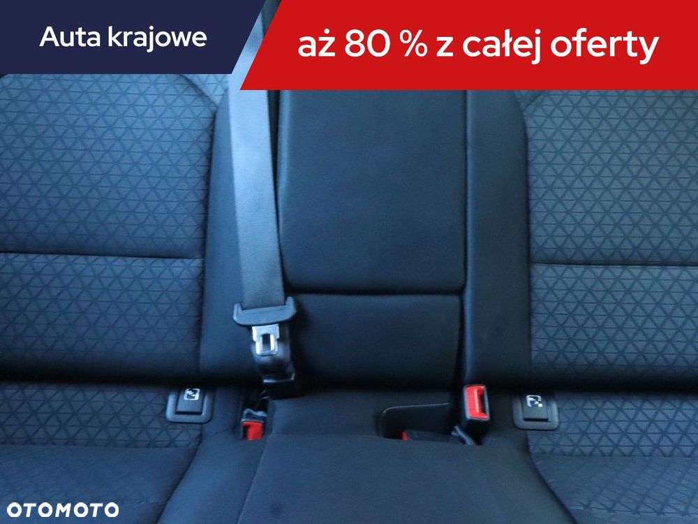 Kia Ceed - 12