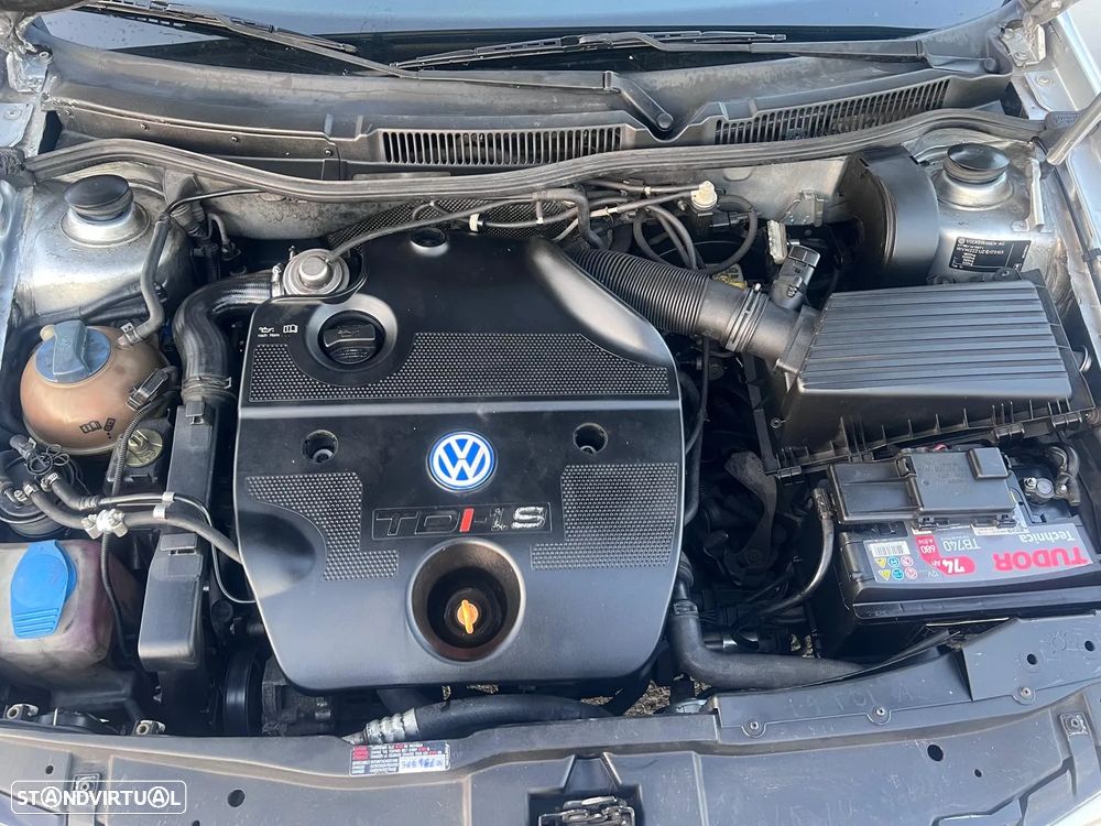 VW Golf 1.9 TDi Highline - 12