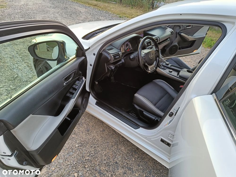 Lexus IS 200t / 300 Black - 15