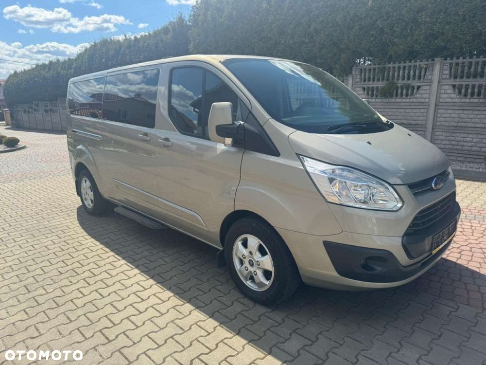 Ford Tourneo Custom - 6
