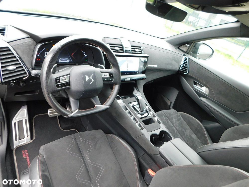 DS Automobiles DS 7 Crossback - 16