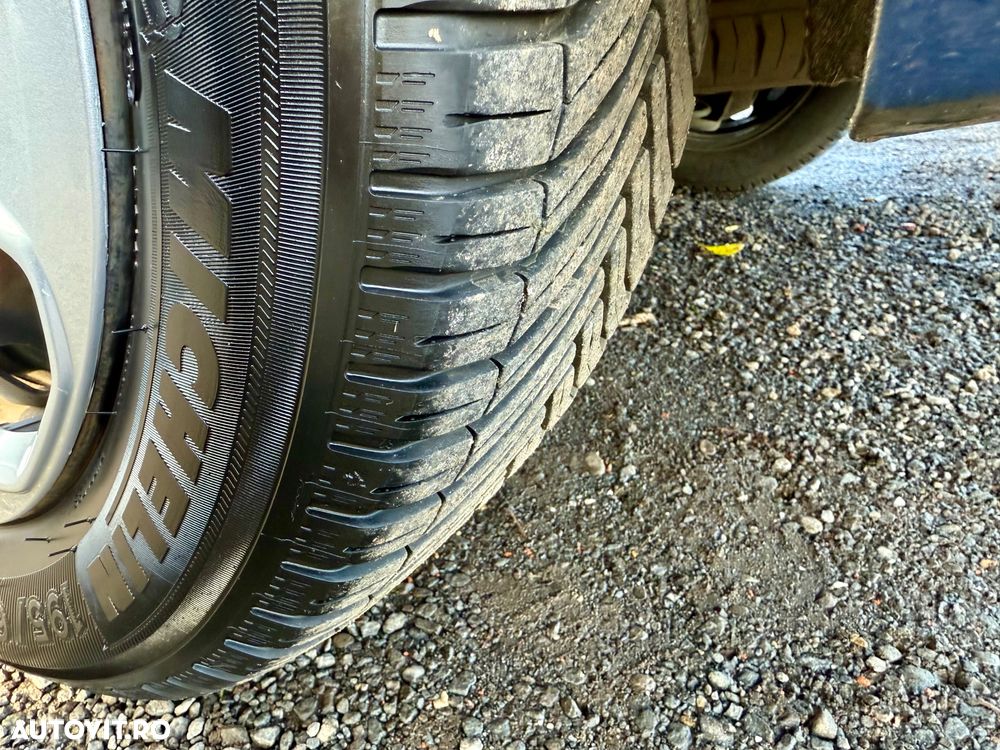 Ford Tourneo Courier 1.5 TDCi Ambiente - 13