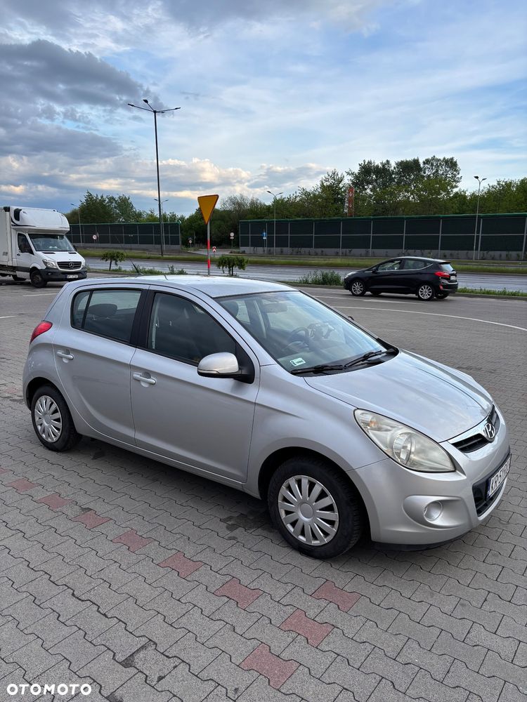 Hyundai i20 1.2 Comfort EU5 - 9