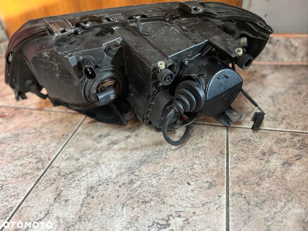 REFLEKTOR PRAWY LAMPA BMW X5 E53 XENON 99-03 Europa Oryginał - 3