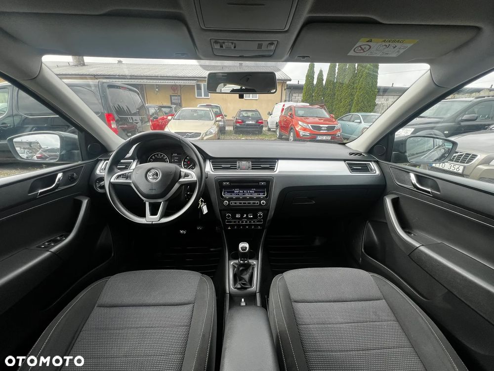 Skoda RAPID Spaceback 1.6 TDI Elegance - 19