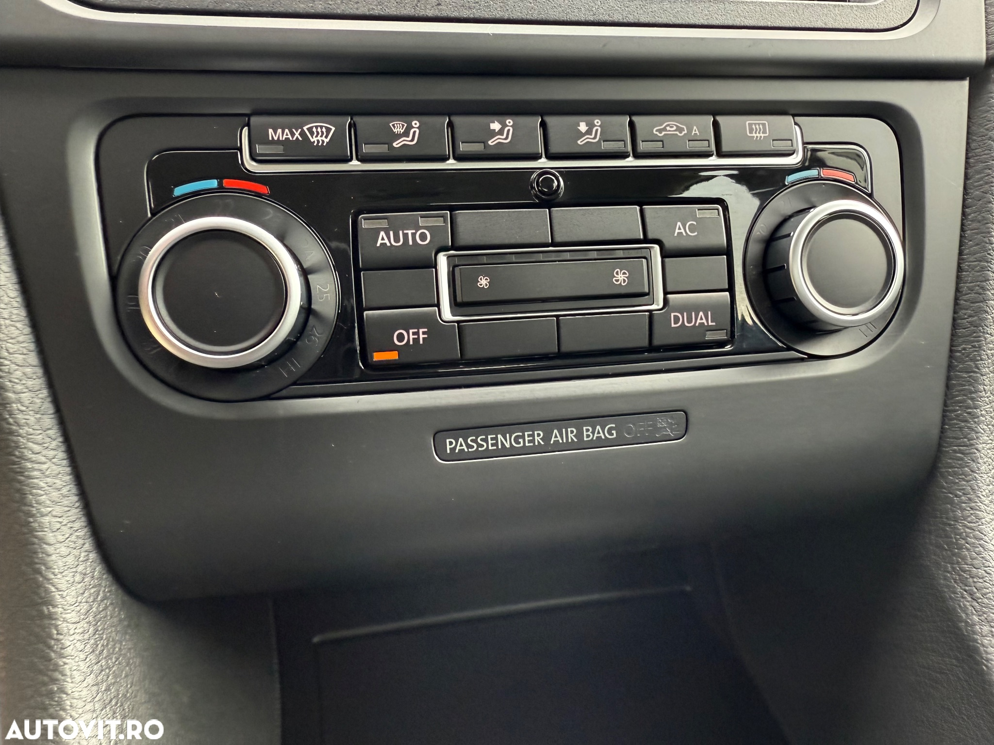 Volkswagen Golf 1.6 Comfortline - 15